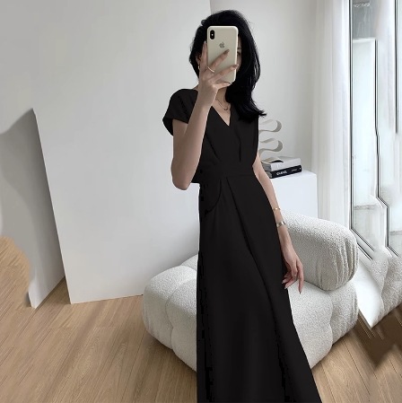 ワンピース ひざ丈 膝上 膝下 ミモレ ミモレ丈 半袖 フレンチスリーブ Vネック Aライン ウエストマーク 快適 着心地 かわいい 大人可愛い きれいめ シンプル カジュアル 大人 上品 おしゃれ