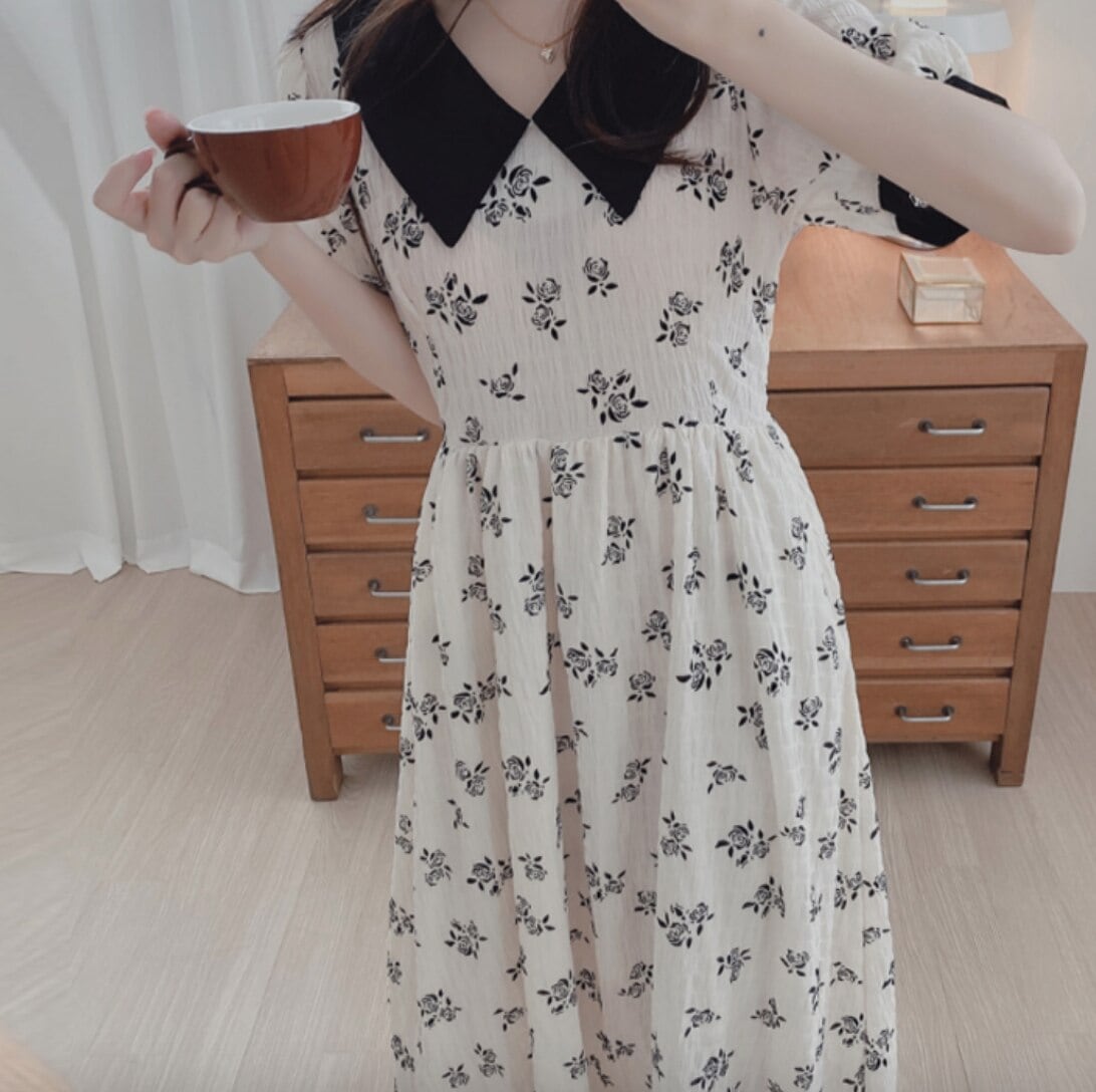 ワンピース フレア 膝丈 ミモレ Vネック 襟付き 半袖 フェミニン シンプル かわいい 大人可愛い きれいめ フェミニン 花柄 春 夏 学生 デート お出かけ 旅行 S XL ホワイト