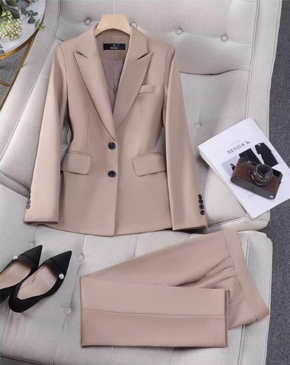 仕様3color 通勤 OL レディーススーツ 制服 カジュアルスーツ 司会 ３点セット 「上着+ベスト+パンツ」 フォーマル 二次会 リクルートスーツ 女性 ビジネススーツ結婚式 宴会 大きいサ