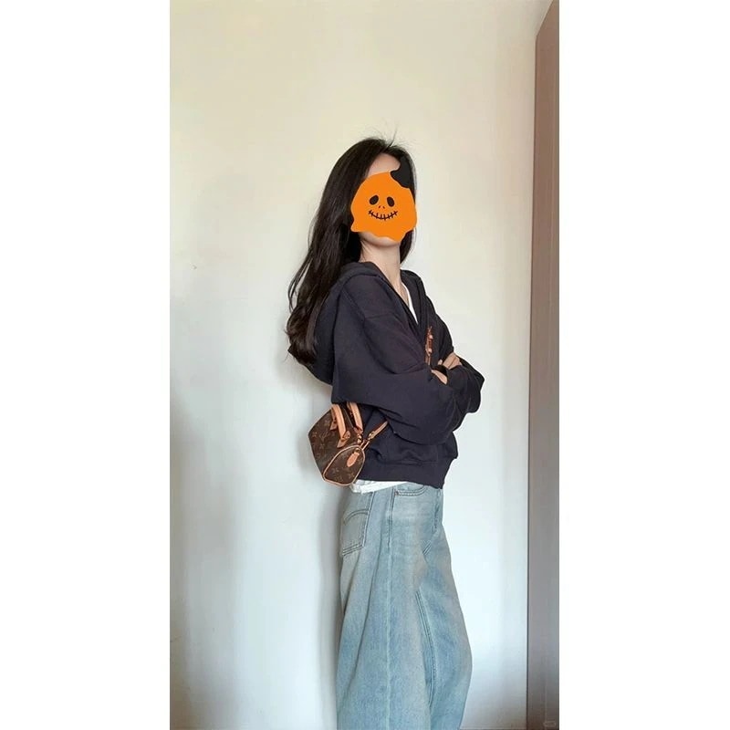 ゆったりスウェットパーカー紺色のフード付きカーディガン女性2025春作韓国は純色のショート丈コートの上着を着て韓国ファッション