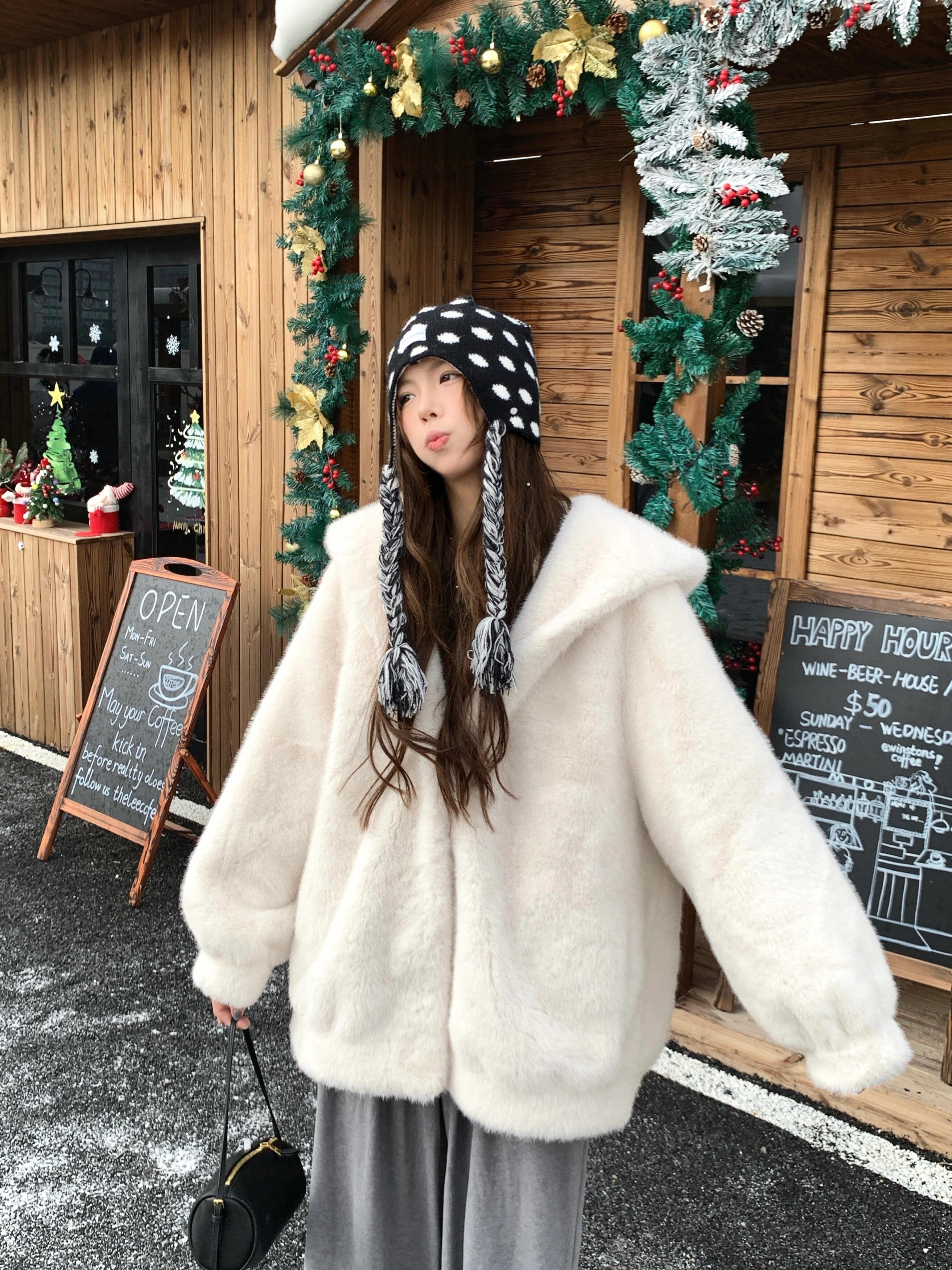 厚手 かわいい羽織りレディース 韓国っぽ 暖かい 秋冬 ゆるかわ アウター防寒 甘めトレンド ブルゾンフード付きショート長袖トップスカジュアルファッション系フル丈フェイクカラーコーデ 2025
