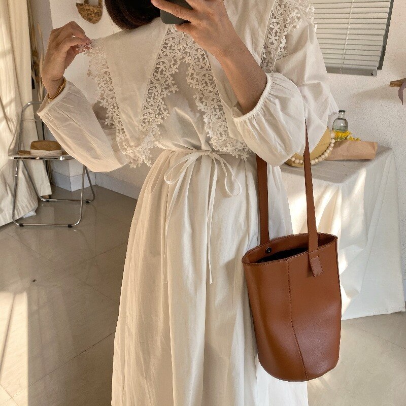 2色 ワンピース 長袖 春 秋 きれいめ ロング aライン Aライン ワンピドレス ロング丈 マキシ丈 パフスリーブ Uネック ラウンドネック レース襟 フラワー 襟付き 大きな襟 でか襟 ビッグカラ