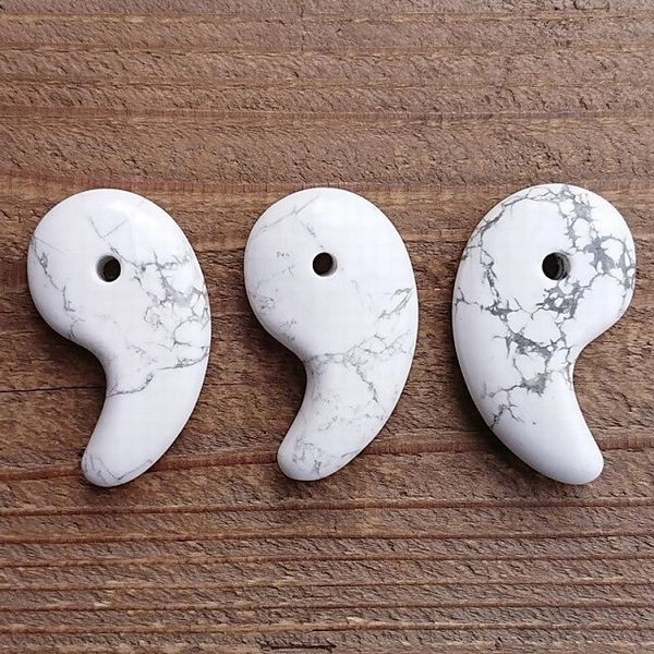 ビーズ アクセサリー用品 アクセサリー道具 材料 手芸 ハンドクラフト 特大 コレクション 勾玉