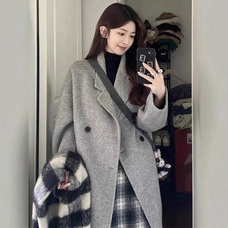 グレーの韓国風 petite size 毛羽地アウター 女性 新作 メンズ 中丈厚手コート