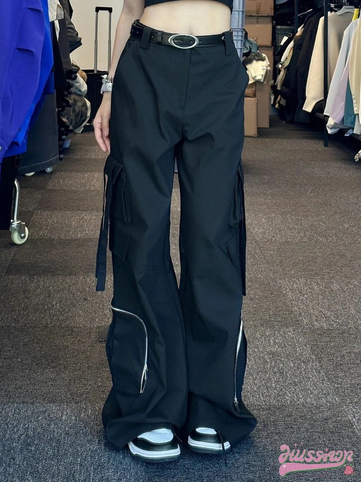 新品目玉セールカジュアルパンツ ゆったりパンツ ブラック 爽やか シンプル カジュアルファッション 可愛い 系化粧ポーチ-大容量