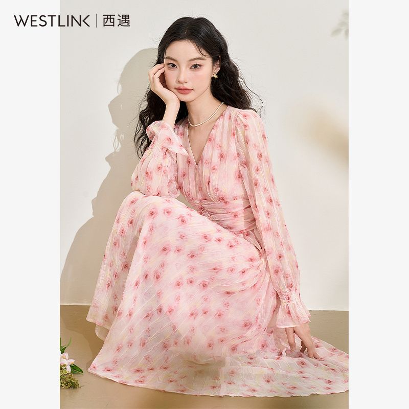 【急速出荷!】ピンク 初恋テイストワンピース 2025春夏 フレンチロマンティック シフォンプリント テクスチャー ロングスリーブ フリルデザイン ワンピース ワンピース レディース ロングワンピース
