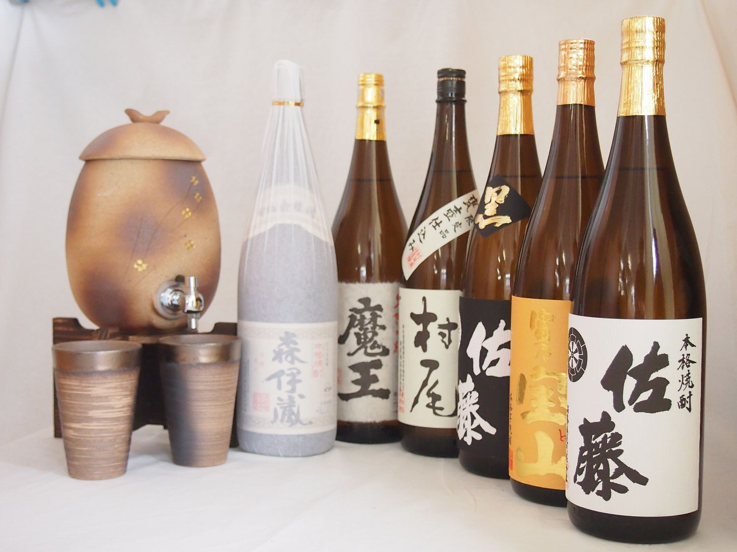 信楽焼明山窯　焼酎サーバー　火色金小紋　2200ｃｃ(滋賀県)+萬古焼備前金彩焼酎ペアカップ(三