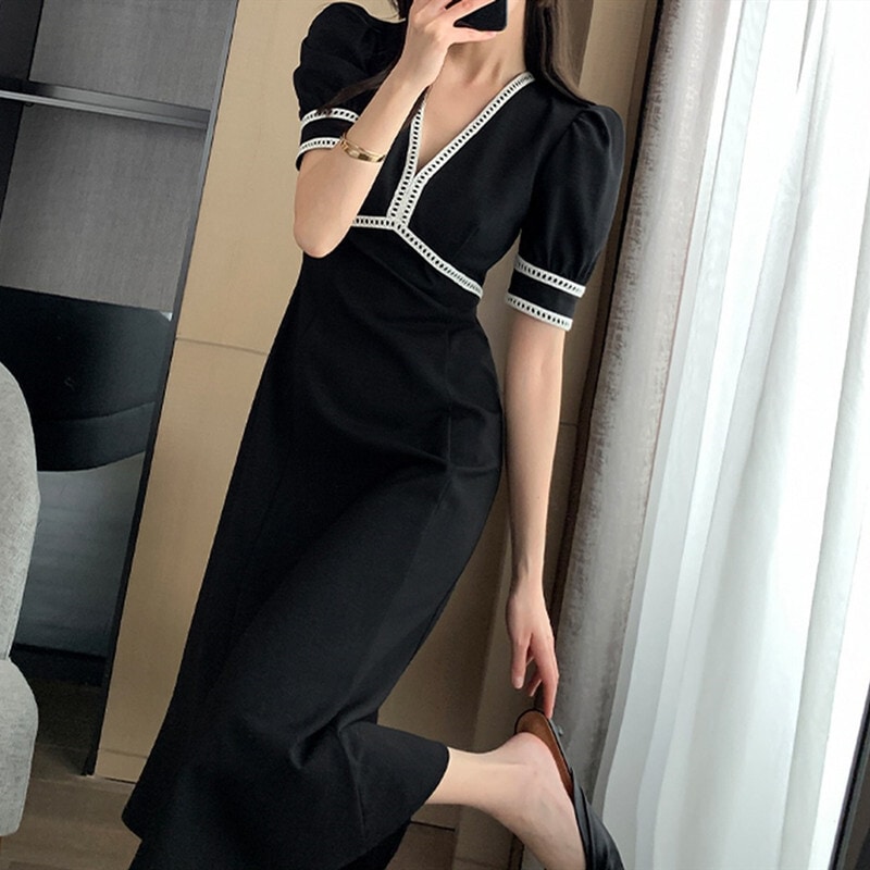 Ｖネックロングワンピース クラシック ブラック 黒 ミドル丈 袖あり 半袖 Vネック Ａライン