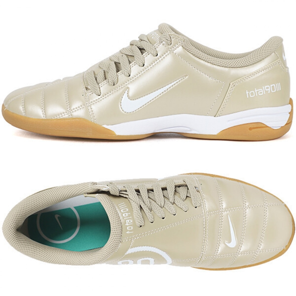 ナイキ合計90スニーカー