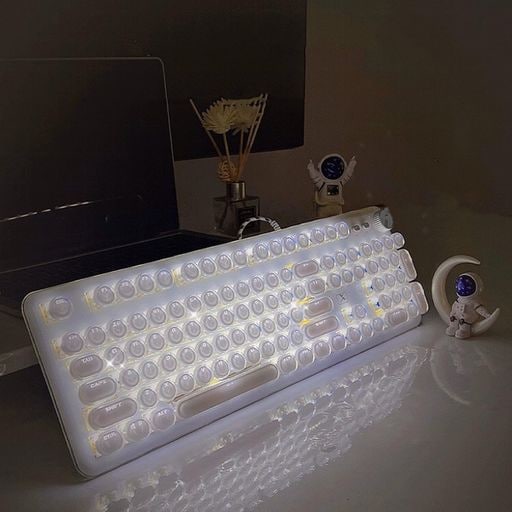 EWEADN K520 クリスタルクリア メカニカルキーボード 104キー タイプライター風キーボード 透明キーキャップ アンチゴースト RGBバックライト付き Windows/Mac対応 有線キーボ