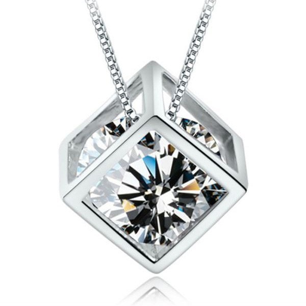 ネックレス レディース 超大粒 立方体 プレゼント 女性 プラチナ仕上げ シルバー925 女性 プレゼント 彼女 嫁 妻 娘 ギフトラッピング対応 一粒ジルコニア agesugi_sfa