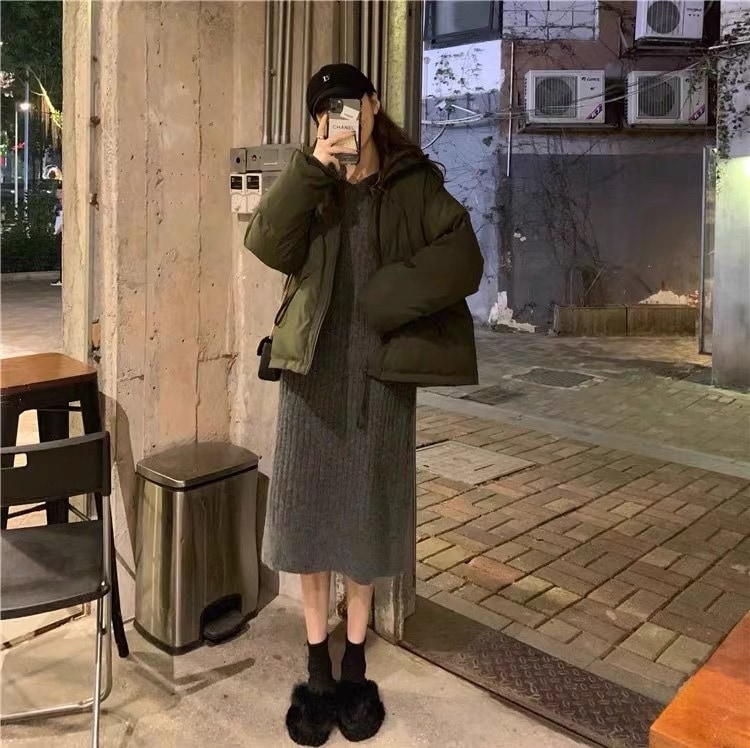 ワンピース 韓国風 オルチャン ニットワンピース フード付き ニットワンピ ロング丈 ロング ミモレ丈 ミモレ 袖あり 長袖 萌袖 ゆったり ゆるっと 大きめ ストレート Iライン リブ リブニット 5,005円