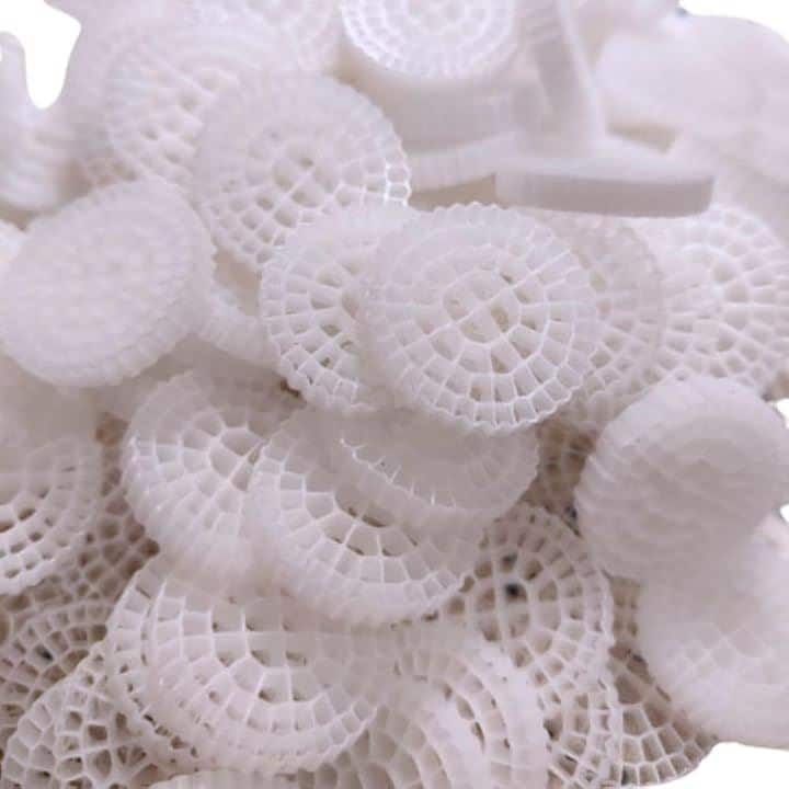 流動濾過材 MBBR ろ材 水槽用 ろ過材 流動フィルター バイオフィルター K 5 25mm 1.5kg( ホワイト, 1500g)