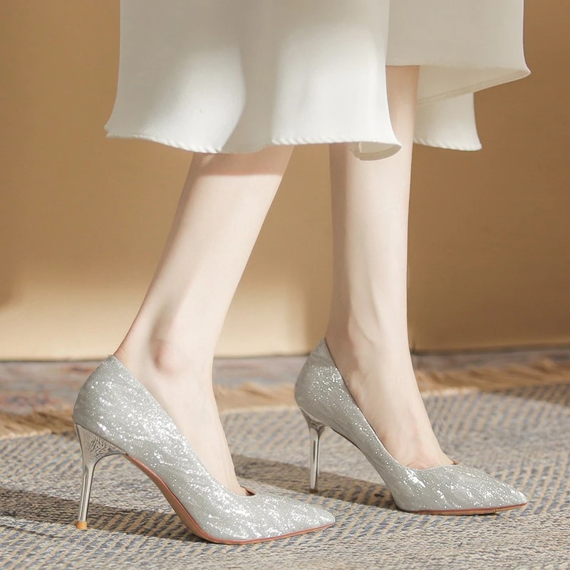 2025新作 パンプス レディース ポインテッドトゥ 歩きやすい6.5cmピンヒール 痛くない 走れる 白 オフィスシューズ スリッポン 疲れない 韓国ファッション パンプス準備したいレイング