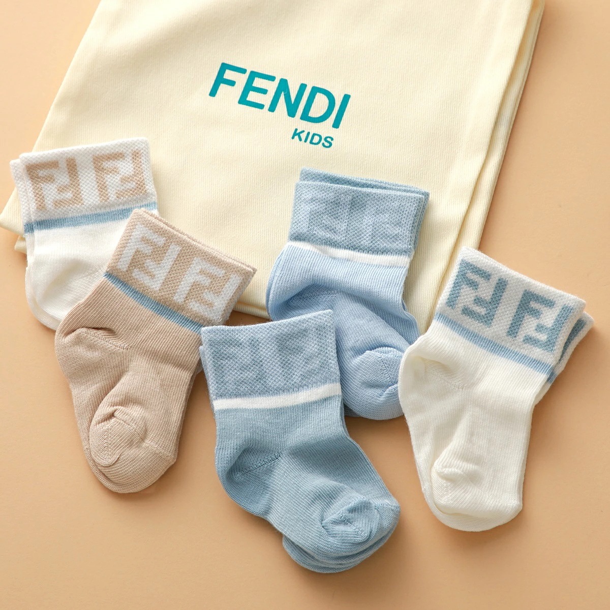 FENDI KIDS フェンディ キッズ ベビーソックス BMN026 ASQV ガールズ ボーイズ 5点セット FFロゴ ズッカ柄 靴下 F1PMJ/MULTICOLOR
