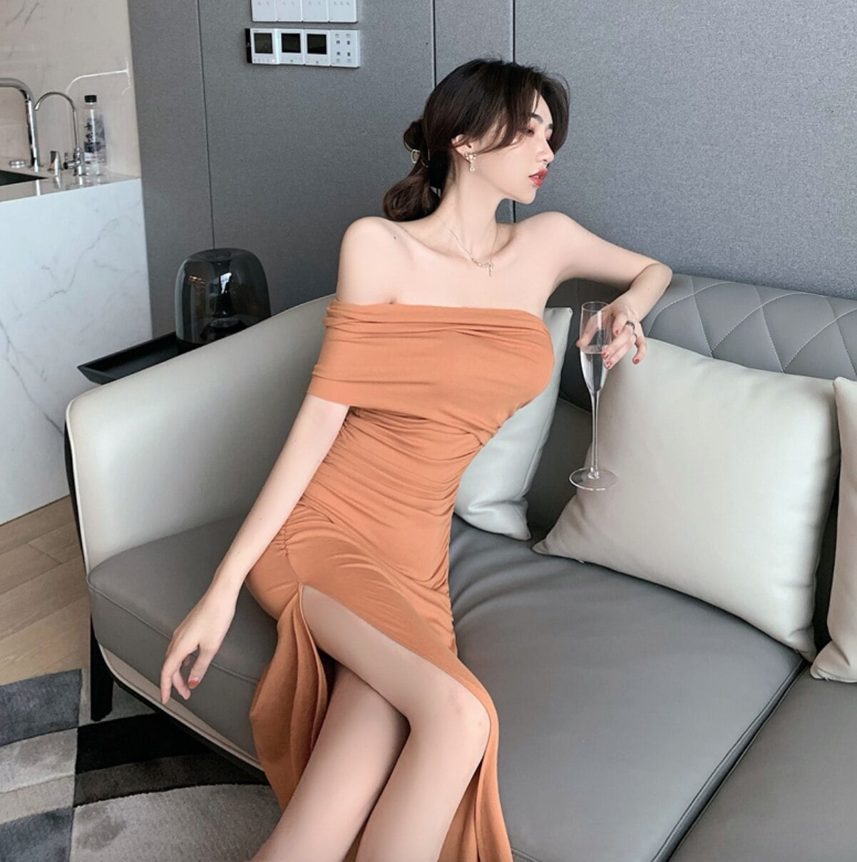 ワンピース ドレス タイト ワンショルダー オフショルダー チューブトップ サイドスリット 2way エレガント 大人可愛い きれいめ 春 夏 パーティー デート お出かけ リゾート S L