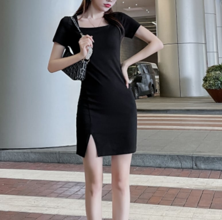 ワンピース ドレスレディース ショート スリット 半袖 スクエアネック スリム かわいい 大人可愛い きれいめ シンプル 大人 上品 おしゃれ 無地 夏 お出かけ デートパーティー ブラック