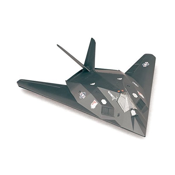 NewRay modern plane， 1:72 scale， F-117 Nighthawk， plastic model， easy kit 並行輸入品
