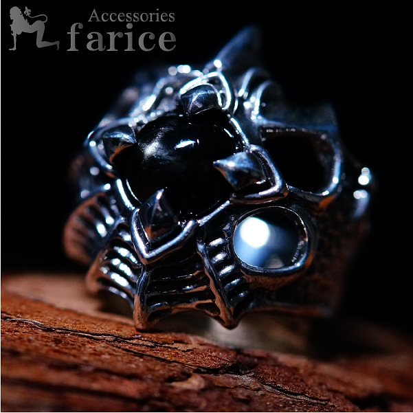 ４本爪石留め ブラックスター(天然石)装飾 スパイダーウェブ(蜘蛛の巣)&アーム打ち出しデザイン メンズ シルバー925 リング