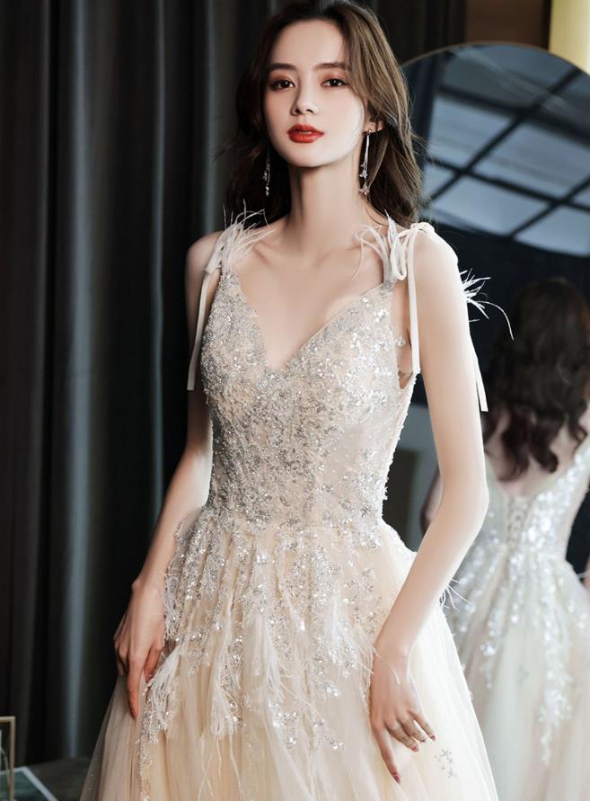 【SNS大人気】XS-3XL レディース　ウェディングドレス　カラードレス 結婚式　花嫁 披露宴　刺繍 二次会 パーティードレス 演奏会 お嫁さん 発表会 シャンパン