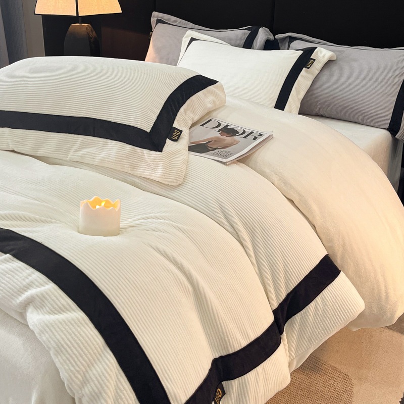 ハイエンドのライト高級ミルクベルベット 4 ピース冬コーラルベルベットベッドシーツ暖かく厚みのあるベルベットベッドシーツとキルトカバー寝具