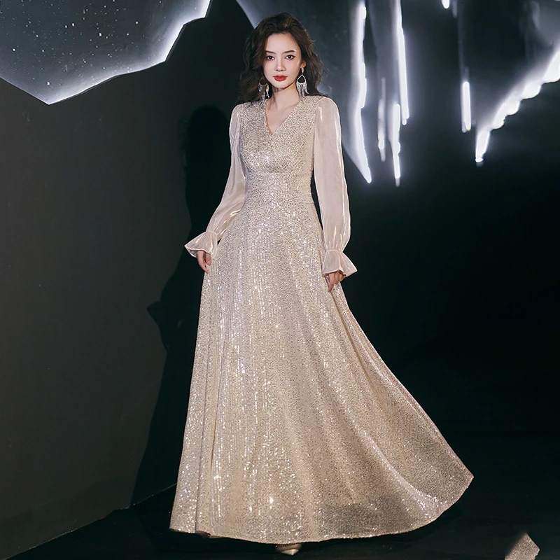 ワンピースドレスドレスハイエンドの気質を持つ女性のためのシャンパンカラースパンコールドレススーパーバンケットホストロングスカート