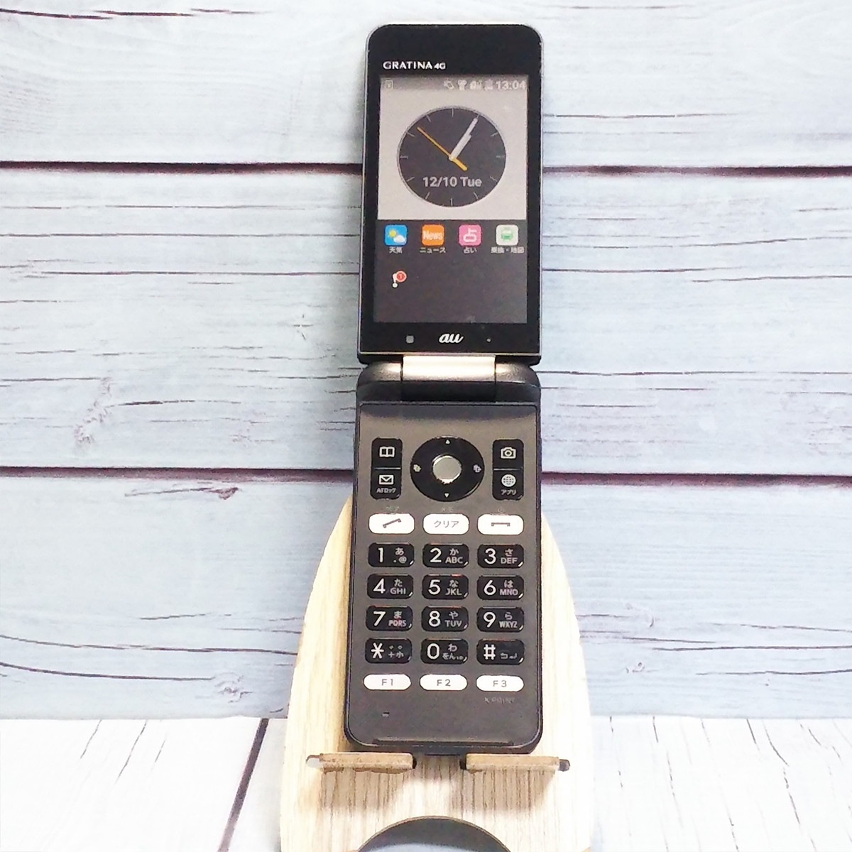 【送料無料】KYOCERA au GRATINA 4G BLACK KYF31 本体 白ロム SIMロック解除済み SIMフリー B023178