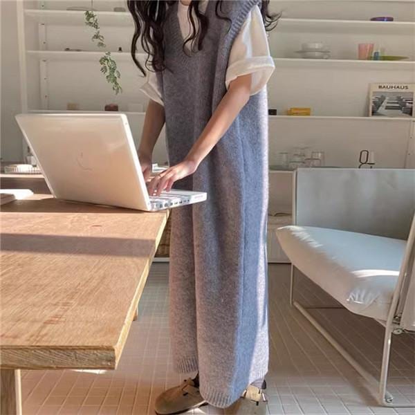 出荷が早い-ニット ロングベスト レディース ワンピース マキシ丈 ノースリーブワンピ ゆるっと大人のリラックスムード漂う 白いTシャツ別売り アイテム