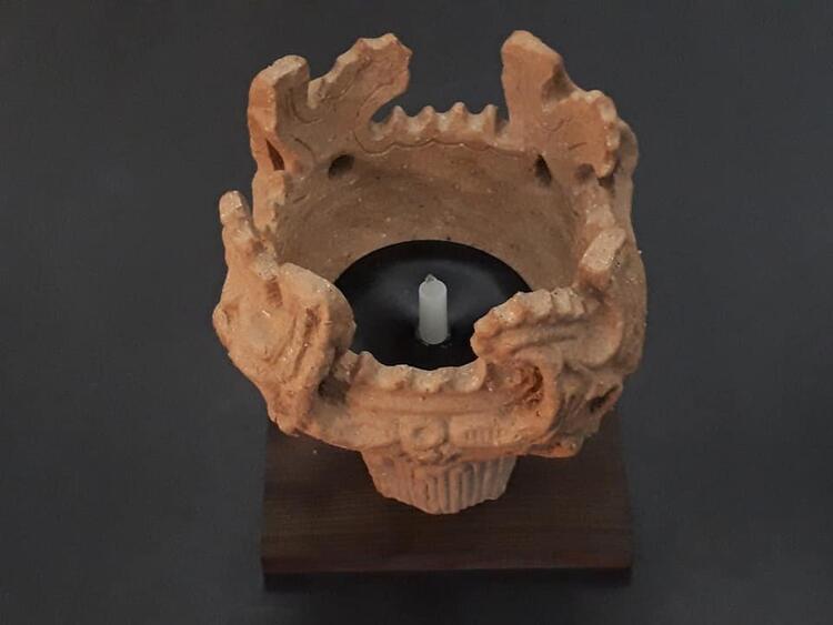 火焔型縄文土器 15cm レプリカ ろうそく立て 小池ろうそく店 JOMON 新潟 手作り陶芸品 ろうそくたて ろうそく ろうそくスタンド