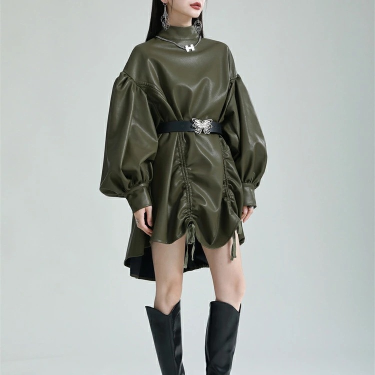 レザーワンピース ワンピース レディース ショートワンピース レザー ショート丈 長袖 ボリューム袖 モード系 モックネック ギャザー 変形デザイン 変形ワンピ デザインワンピース 落ち感 ドレープ