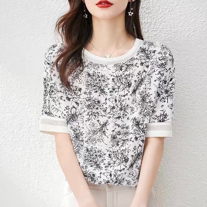 レディース トップス カットソー プルオーバー Tシャツ 半袖 Uネック ラウンドネック かわいい 大人可愛い きれいめ シンプル 上品 おしゃれ レトロ こなれ感 ガーリー クール エレガント