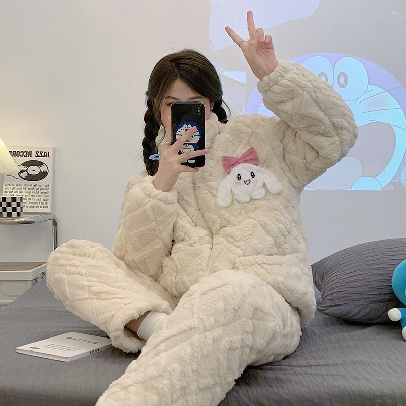 和風コーラルベルベット三層キルティングパジャマ女性用厚くて暖かい甘い大きな耳の犬フランネルホーム服