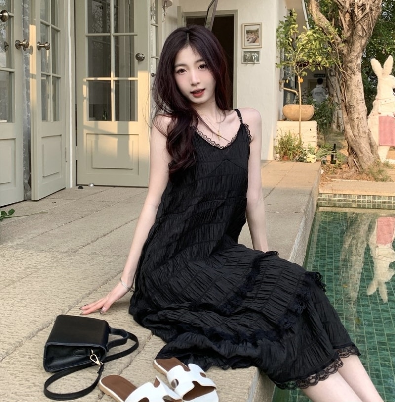 ワンピース ティアードワンピース フリルワンピース キャミソールワンピース ミモレ丈 ロング ノースリーブ Aライン フリル 透け感 大人可愛い おしゃれ キュート 存在感 抜け感 春 夏 レディース