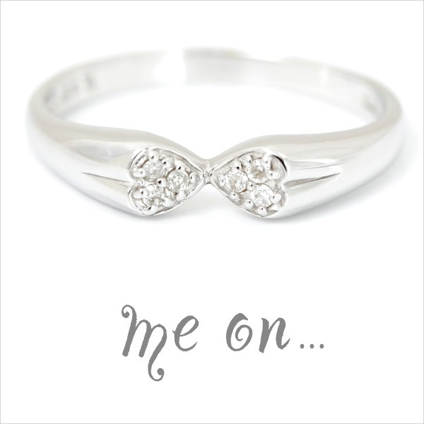 me on...心と心で向かい合うことの大切さを向かい合う心K18ダイヤモンドダブルハートピンキーリング お届けまで２３週間程度