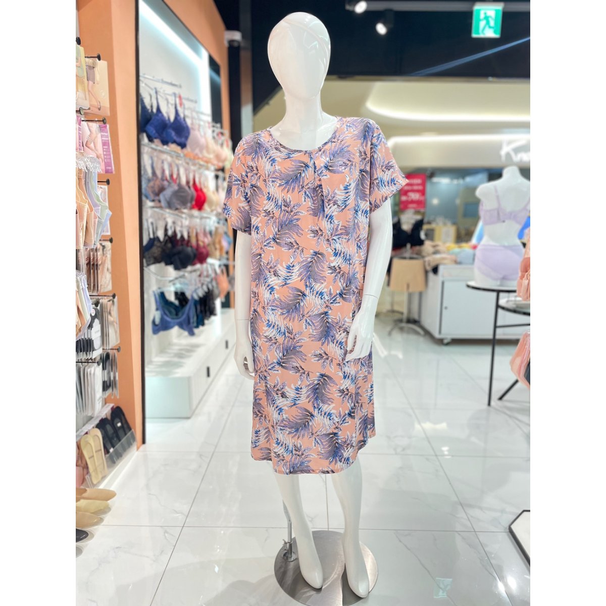 [スターフィールド高陽] レーヨン混紡 葉っぱ柄プリント 女性用ホームウェアワンピース GW6040B