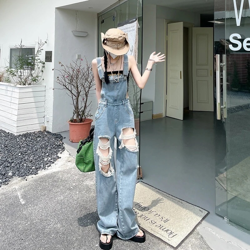 コーデ完成！サロペット大穴ジーンズ女性 2024 ニューアメリカンスパイスストラップハイウエストストレートレッグバギーワイドレッグパンツ