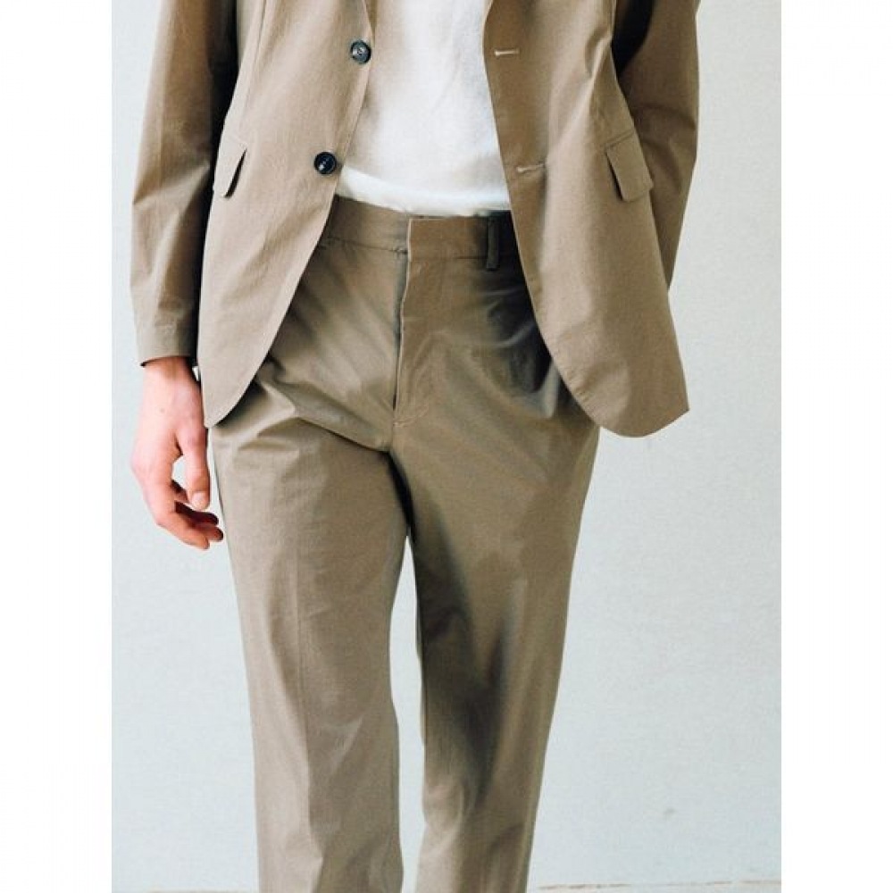 [ロガディス] 軽量ナイロンソリッドレギュラーフィットセットアップパンツベージュ (RY5321P72A)