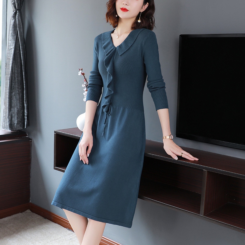 お母さんのニットワンピースの新型秋冬女装洋気中長タイプの新型中年スカートの女性