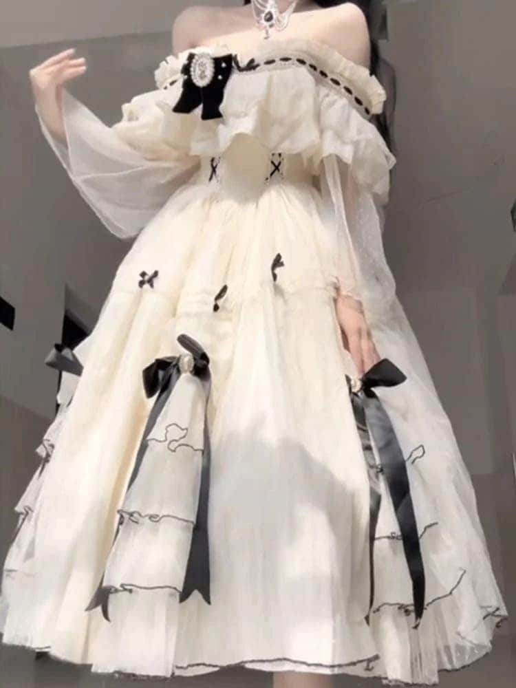 エレガントで甘い女性ナチュラルカラーの重工業ロリータドレス女性のための美しいロリータドレス