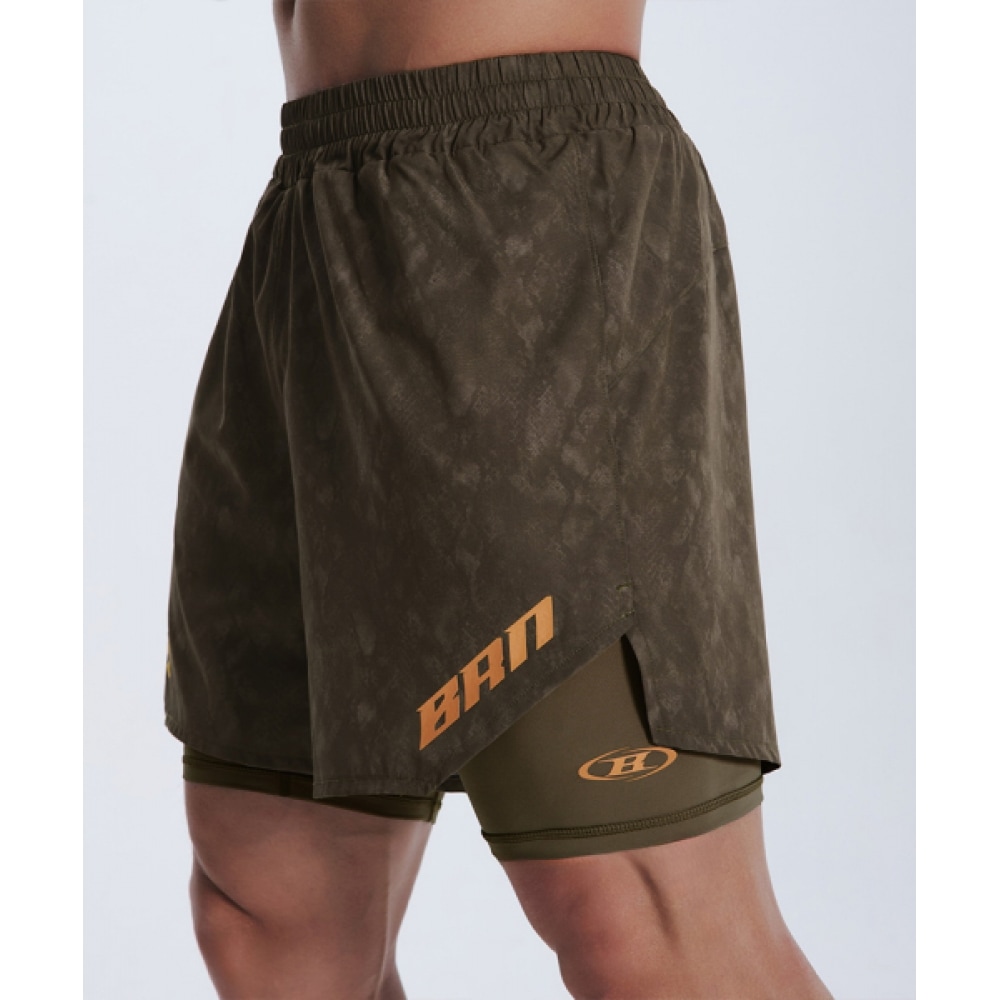 ボーン・トゥ・ウィン BRN パイソン柄 2 IN 1 ショートパンツ [ブラウン]