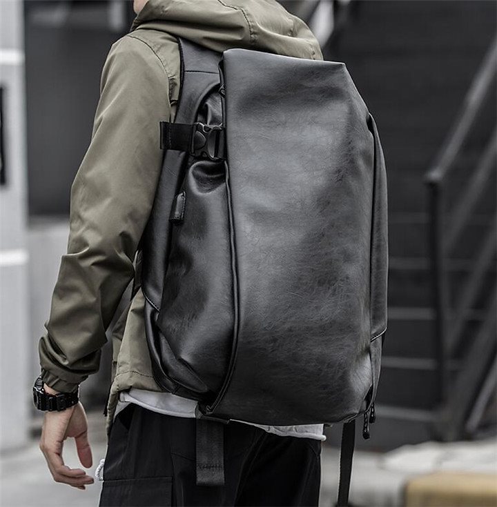 新作早割特価 2023 レザー バックメンズ 大容量 リュックデイパック シンプル 韓国