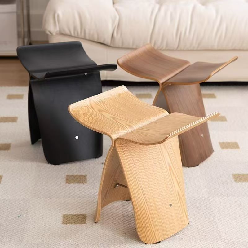 メガ割天然シンプルチェア軽量贅沢風個性的な家庭用化粧ベンチ実木ミニベンチ 靴履き替えるチェア　椅子　好きなものだけに囲まれるミニマルな空間