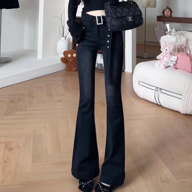 レディース パンツ ボトムス ロングパンツ デニムパンツ 丈長 フルレングス フレア ブーツカット フェミニン ストリート ポケット ハイウエスト デニム ブルーデニム カラーデニム かわいい 6,462円