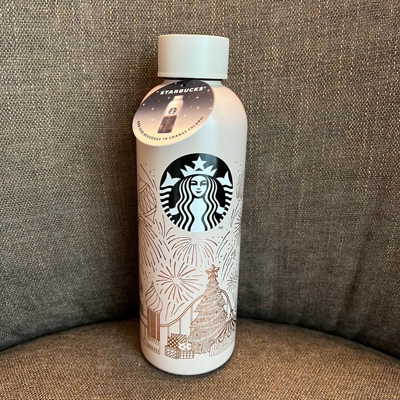 【国内発送】【即日】 公式 フィリピン限定 2024年　ホリデー 色が変わるタンブラー 保冷