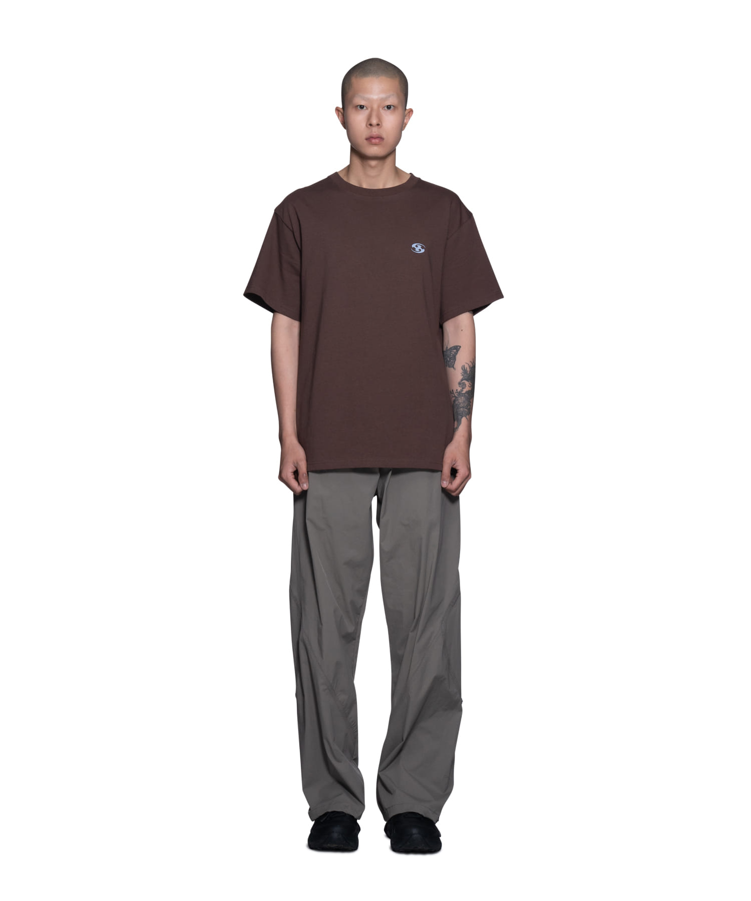 【SANSANGEAR】 23SS SANSAN KOESY SLASH LOGO T-SHIRT : BROWN