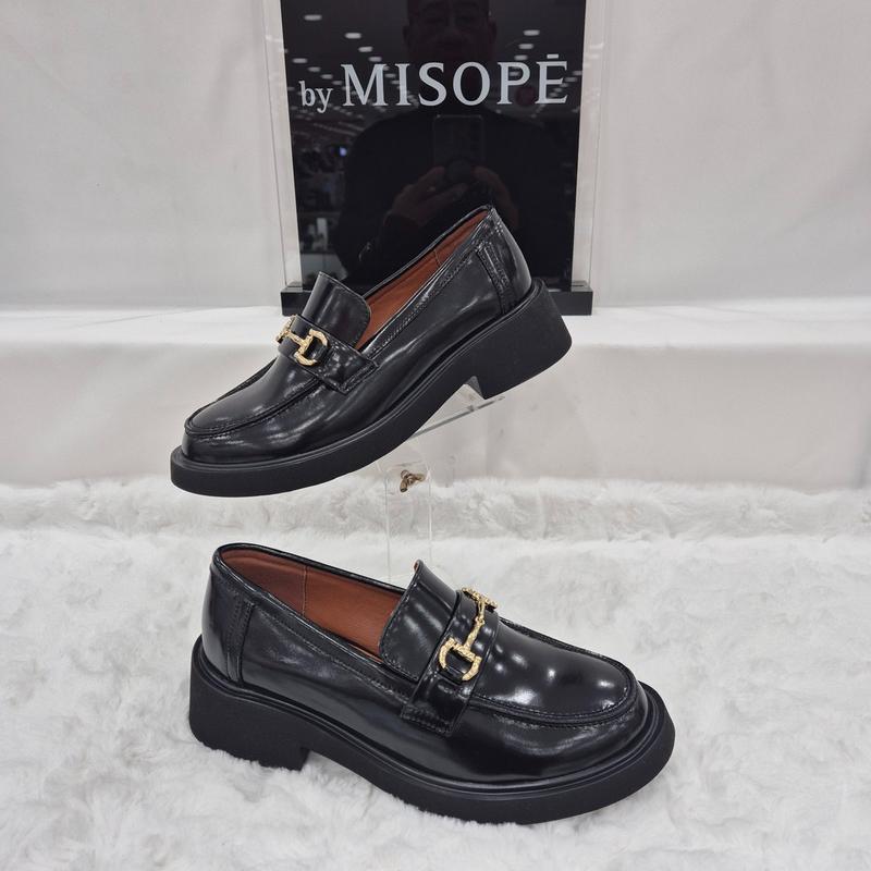 By 野性 ゴールド ポイント チャンキー ローファー 112HT439SD002 BLACK 1 JJ