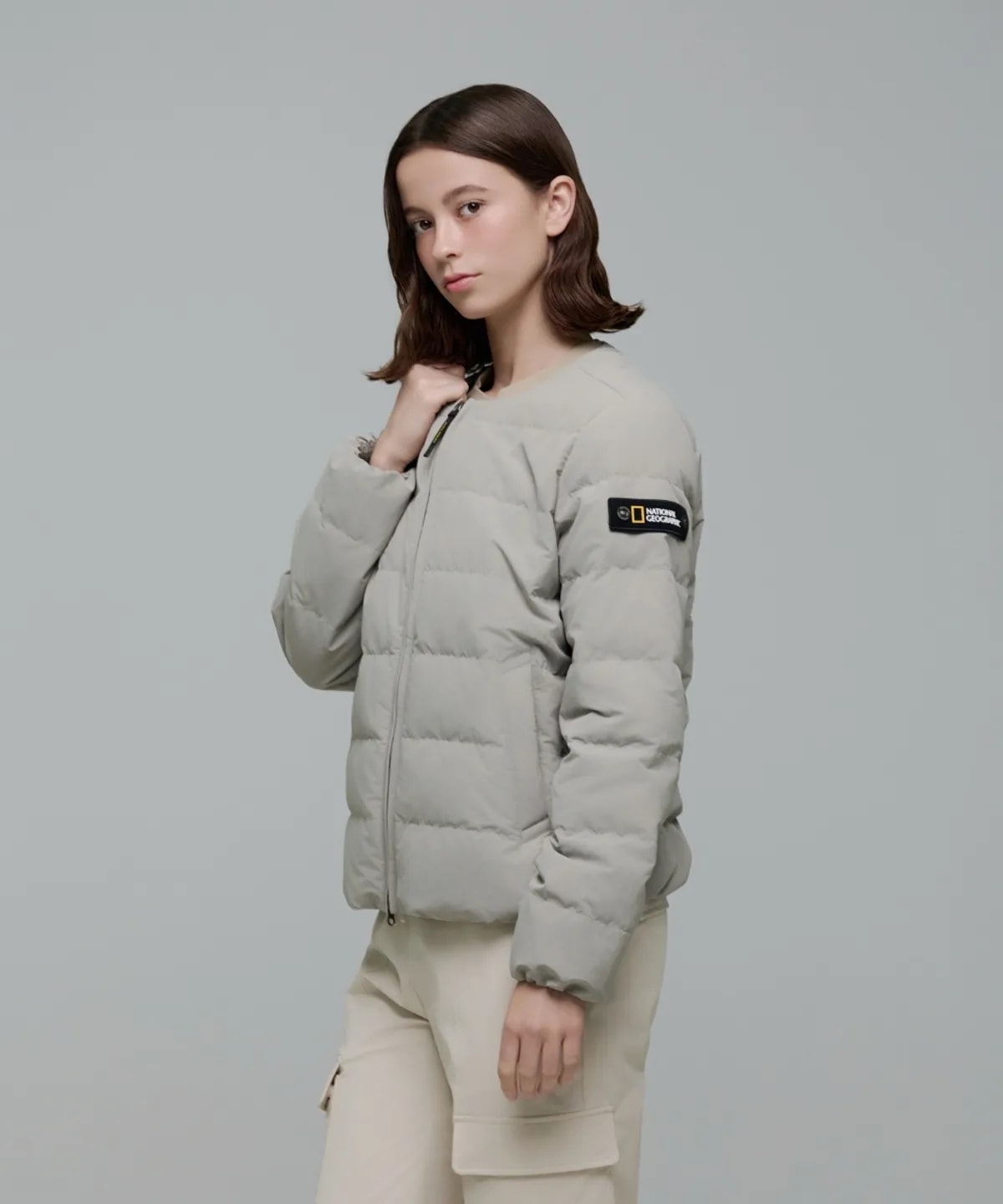 N244WDW920 女性 ヘロン Uネック 軽量 ダウン ジャンパー BEIGE