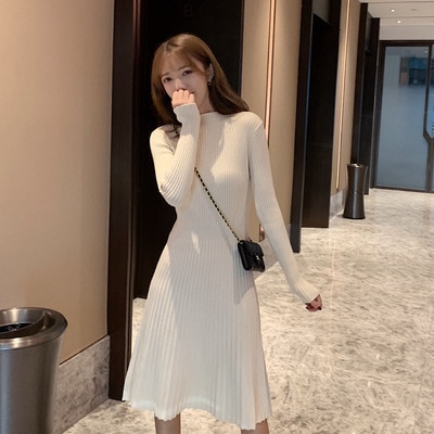アウター デート ニットソー ミモレ ミモレ丈 袖あり 長袖 スリム タイト 細身 かわいい 大人可愛い きれいめ シンプル カジュアル 大人 上品 おしゃれ お洒落 主役級 存在感 春 秋 冬 4,795円