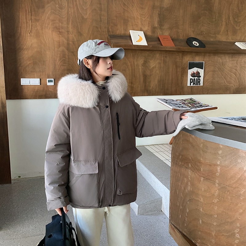 大きな毛皮の襟の作業服パーカーダウン綿コート女性のための冬肥厚アメリカの新しいスタイルの綿コートミッドレングス暖かいコートバッチ