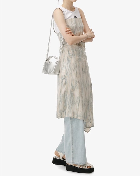 NOI903 アンバランス マキシ ワンピース (ブルー)